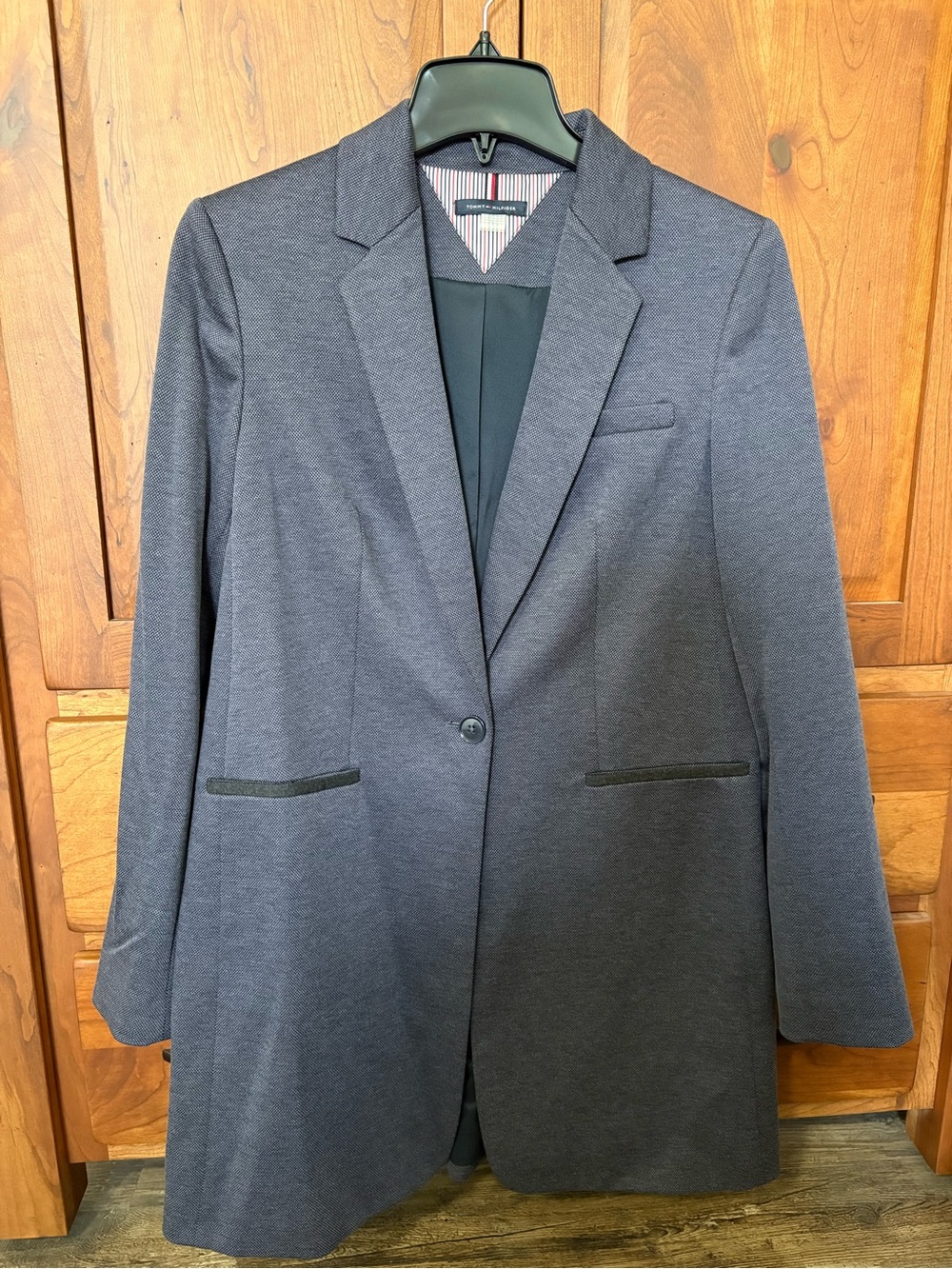 Tommy Hilfiger Navy Textured Women's Blazer with Signature Stripe Lining